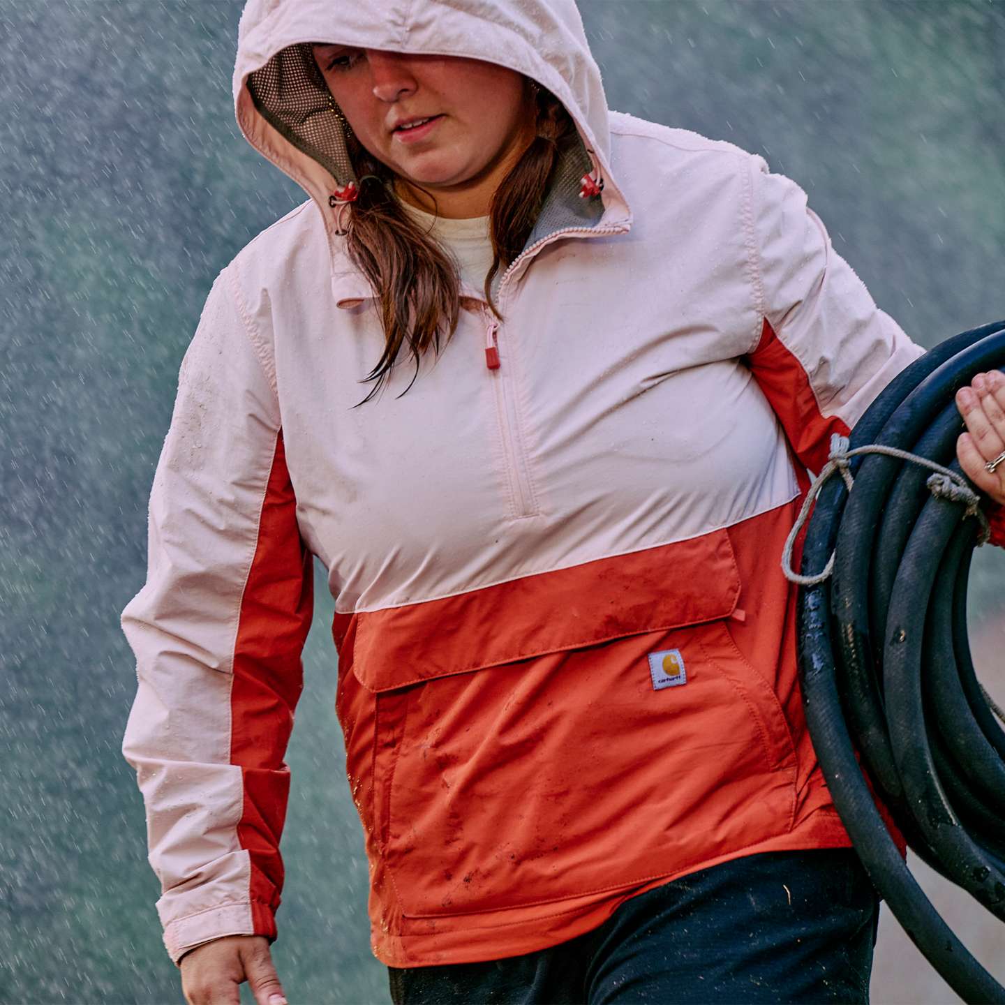 Женская куртка-анорак Carhartt Rockford, цвет: Мягкий розовый / Красный — фото 3