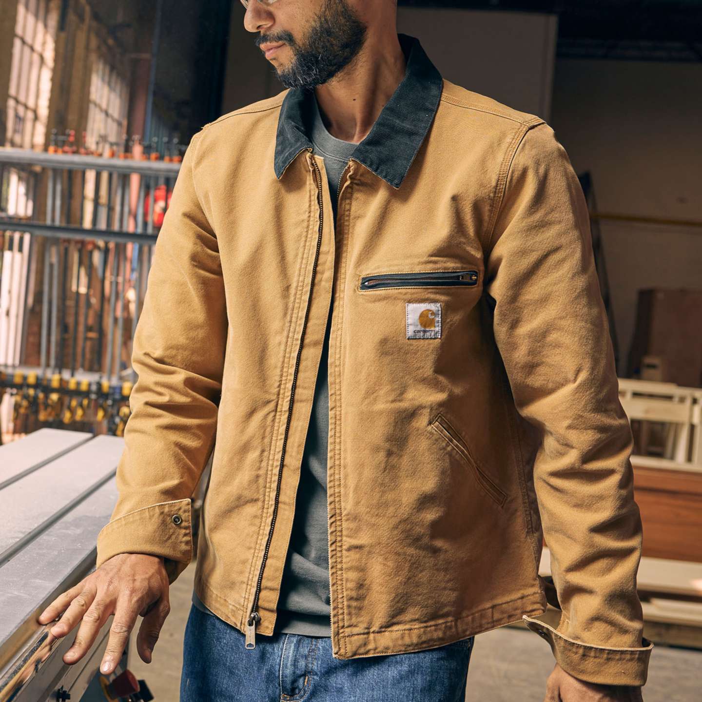 Мужская куртка Carhartt Re-Engineered Rugged Flex® Relaxed Fit Duck Detroit Jacket - 1 Warm Rating, цвет: Чёрный — фото 3