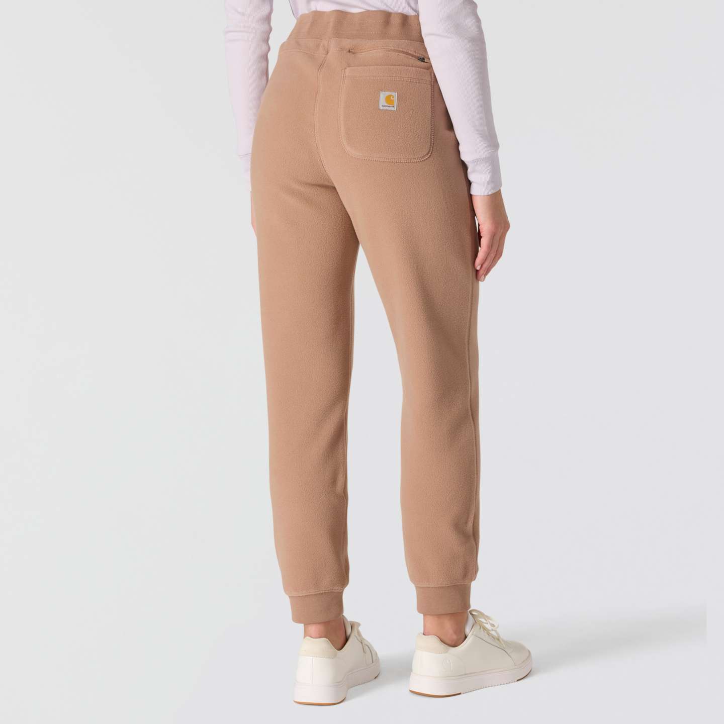 Женские брюки Carhartt Force® Relaxed Fit Fleece Graphic Sweatpant, цвет: Мягкий сепия — фото 2