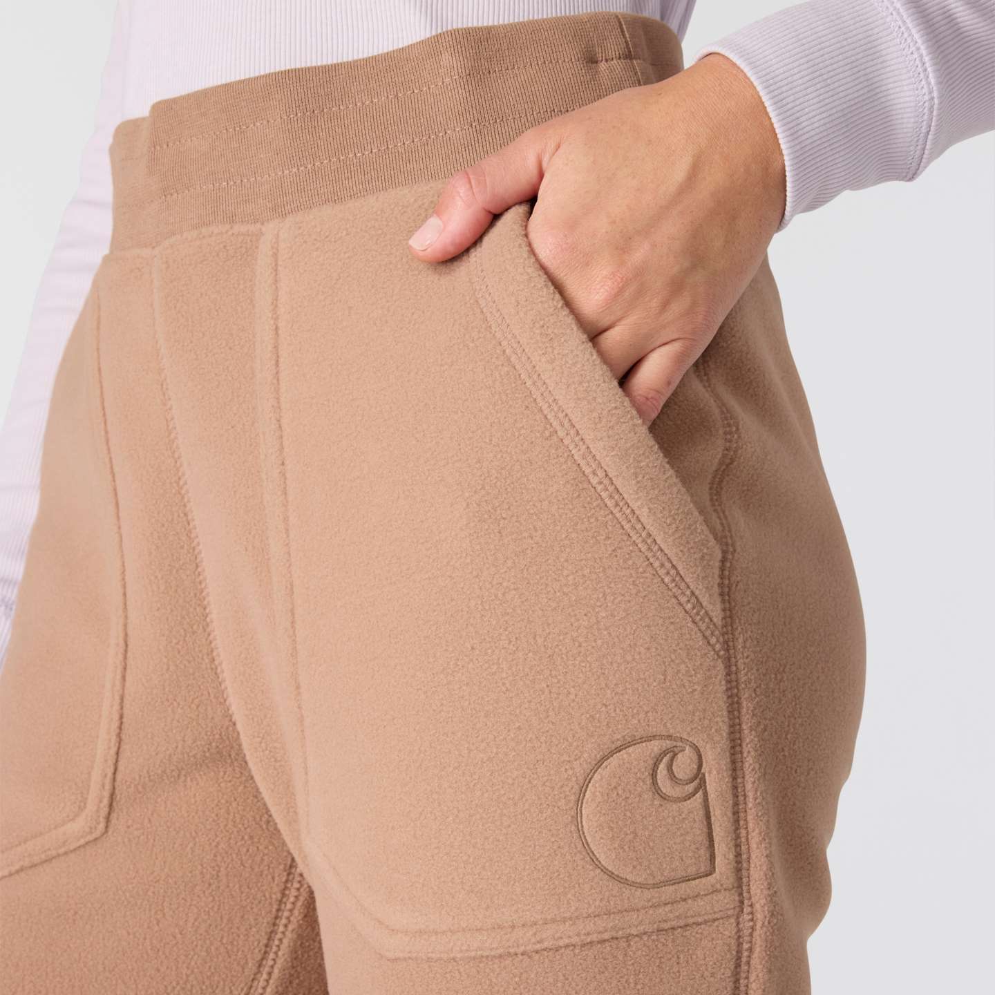 Женские брюки Carhartt Force® Relaxed Fit Fleece Graphic Sweatpant, цвет: Мягкий сепия — фото 5