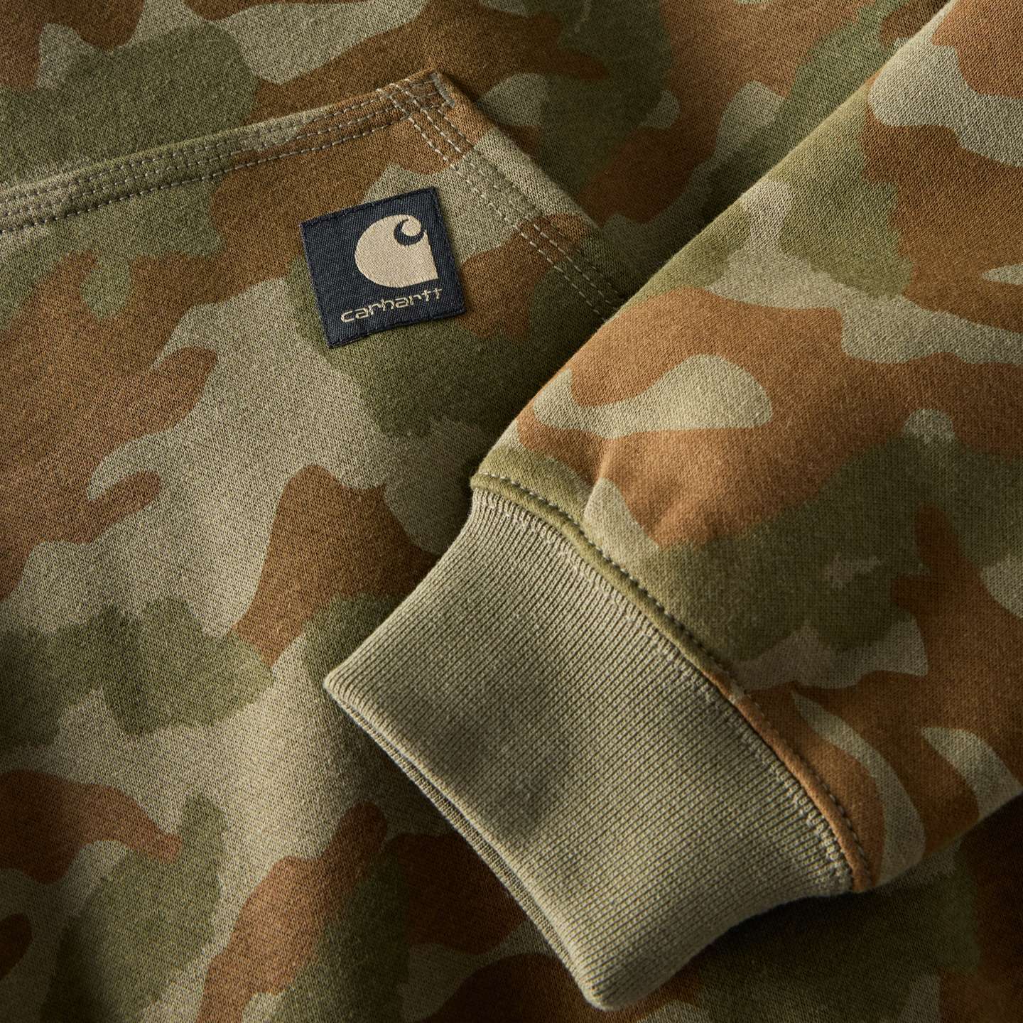 Мужская толстовка Carhartt Marquette Camo, цвет: Армейский зелёный камуфляжный — фото 8
