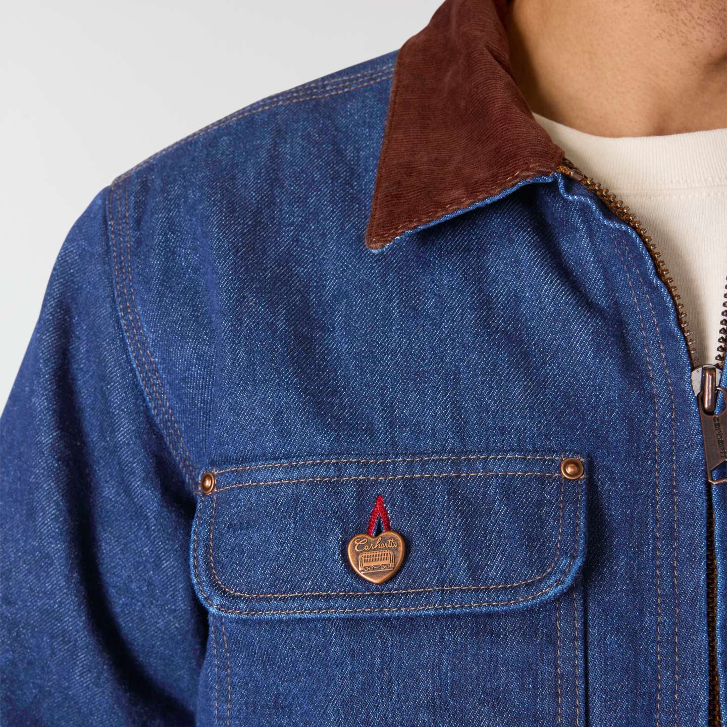 Мужская куртка Carhartt Crafted Series Denim Sherpa Lined Chore, цвет: Тёмный индиго — фото 2