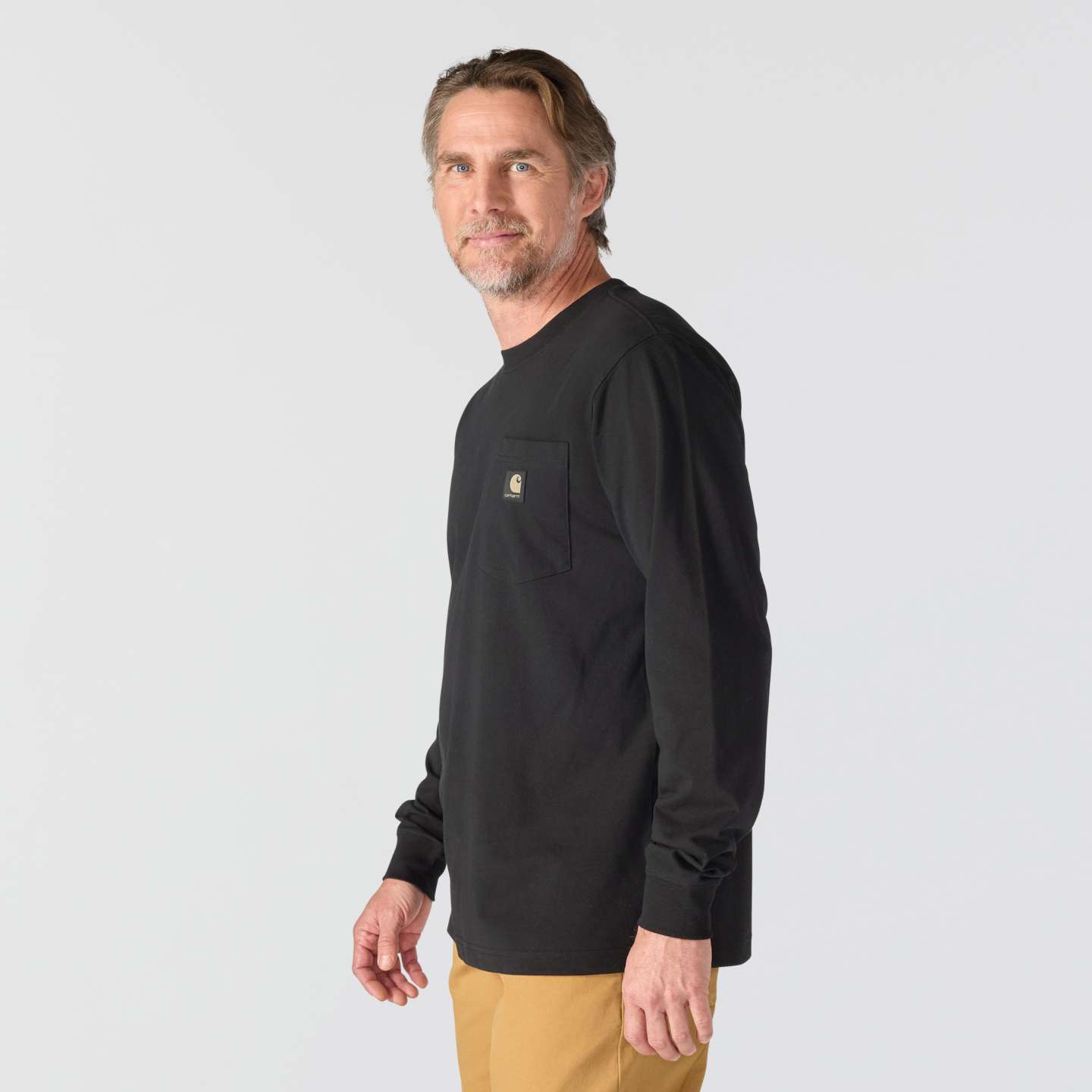 Мужская футболка Carhartt Irvine Relaxed Camo Badge, цвет: Чёрный — фото 5