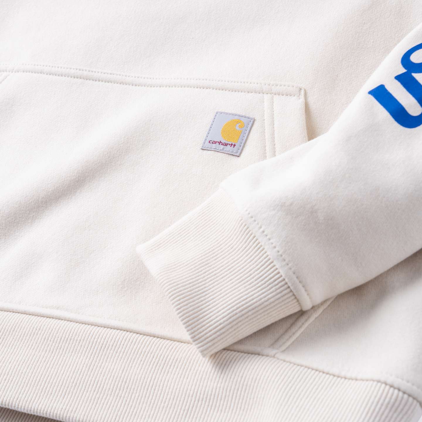 Женский свитшот Carhartt Ford Graphic, цвет: Овсяное молоко — фото 6