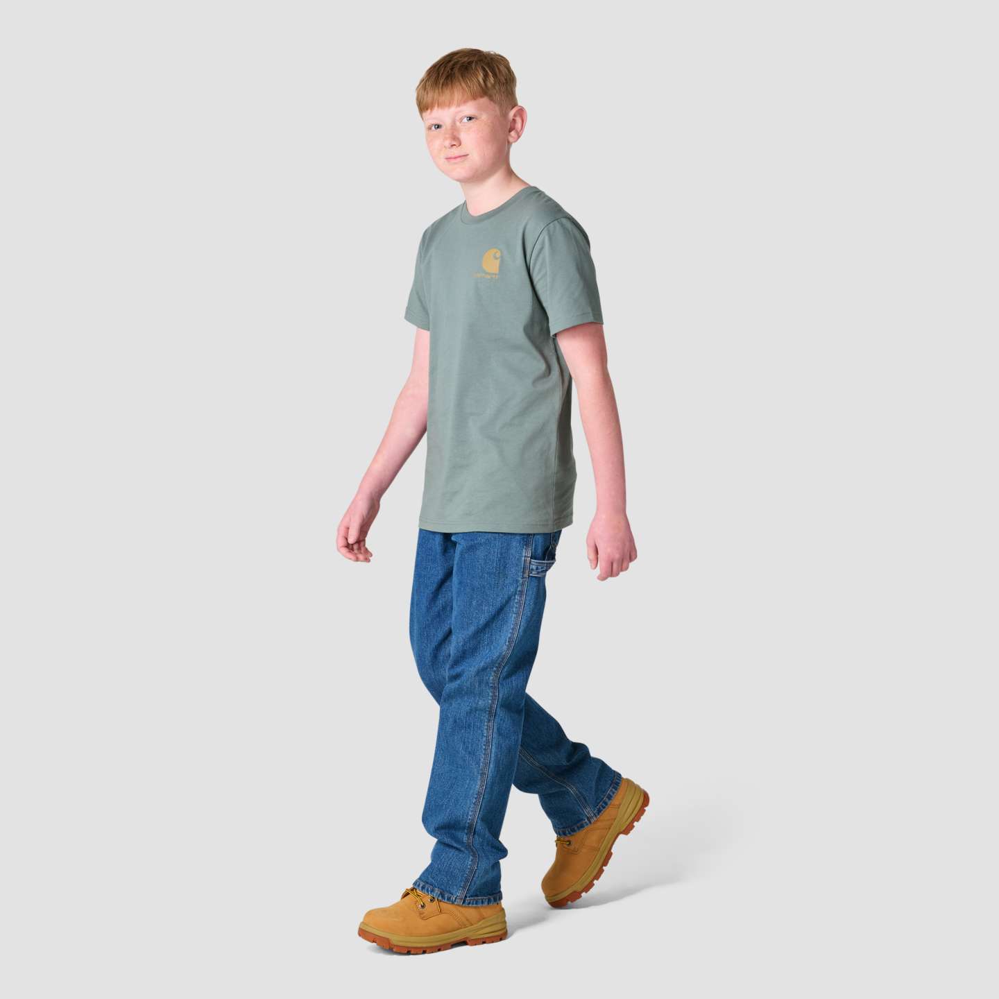 Футболка Carhartt Short Sleeve Outdoor для мальчиков, цвет: Винтажный зелёный — фото 3