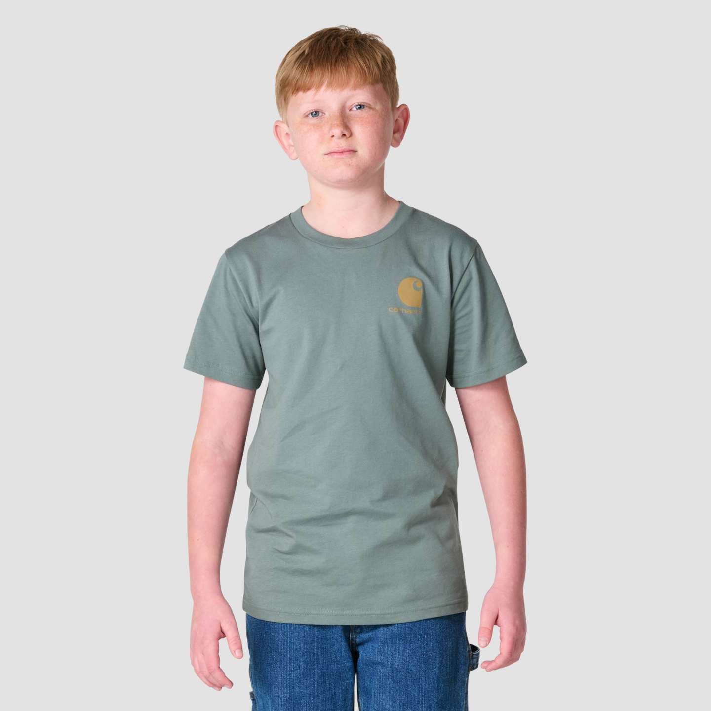 Футболка Carhartt Short Sleeve Outdoor для мальчиков, цвет: Винтажный зелёный — фото 2