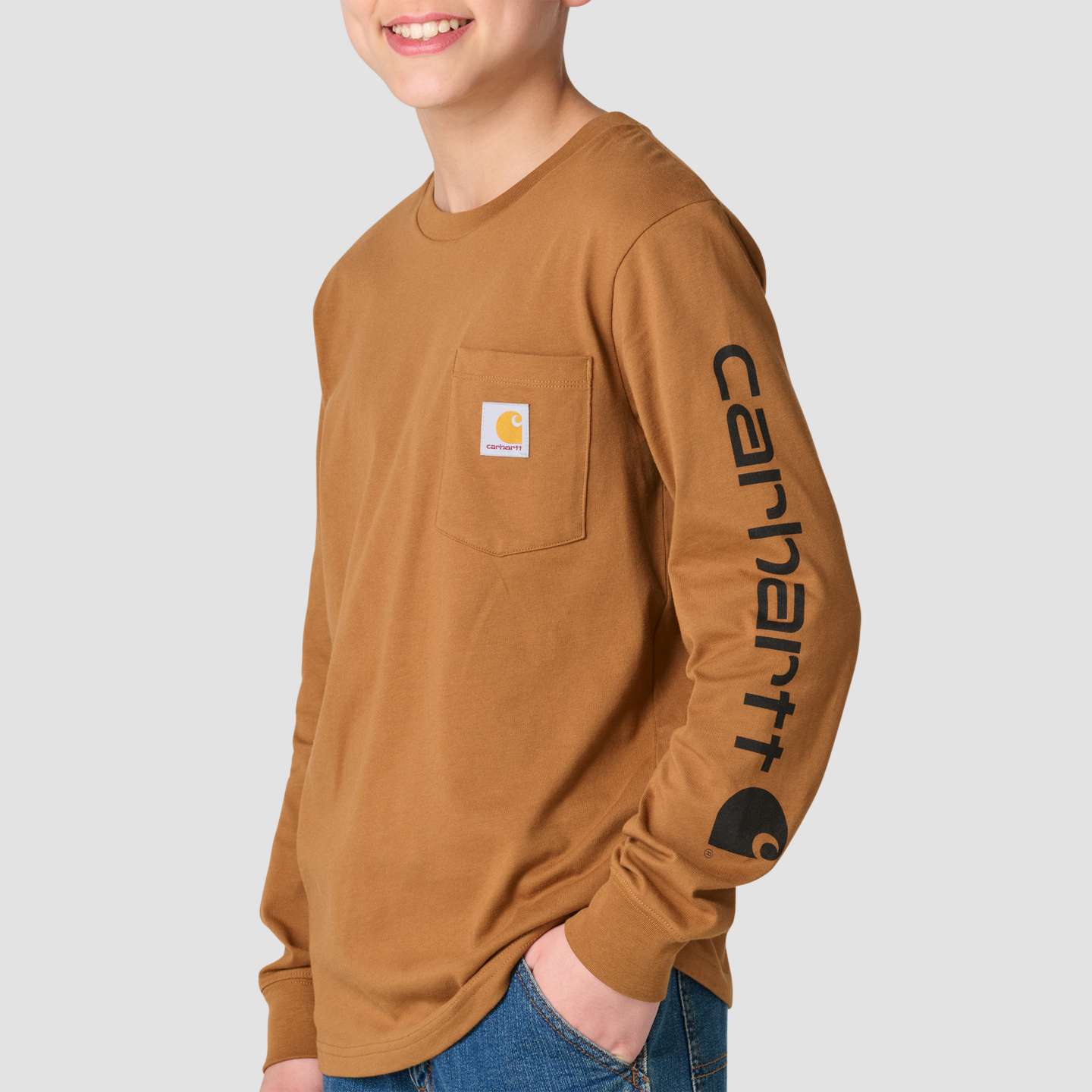 Футболка Carhartt Long Sleeve Pocket Logo T-Shirt (Toddler/Child/Youth) для мальчиков, цвет: Коричневый — фото 7