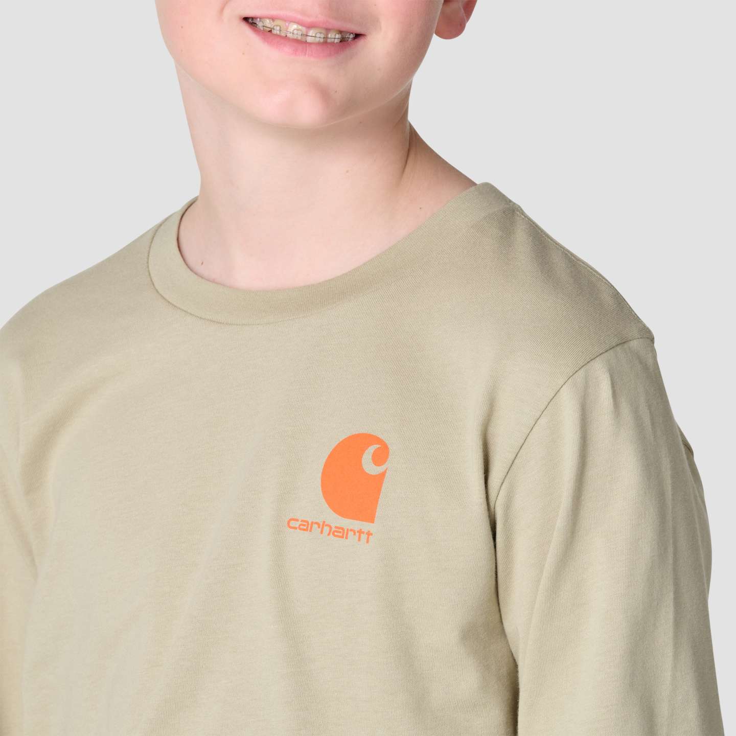 Футболка Carhartt Long Sleeve Skull для мальчиков, цвет: Песчаниковый — фото 6