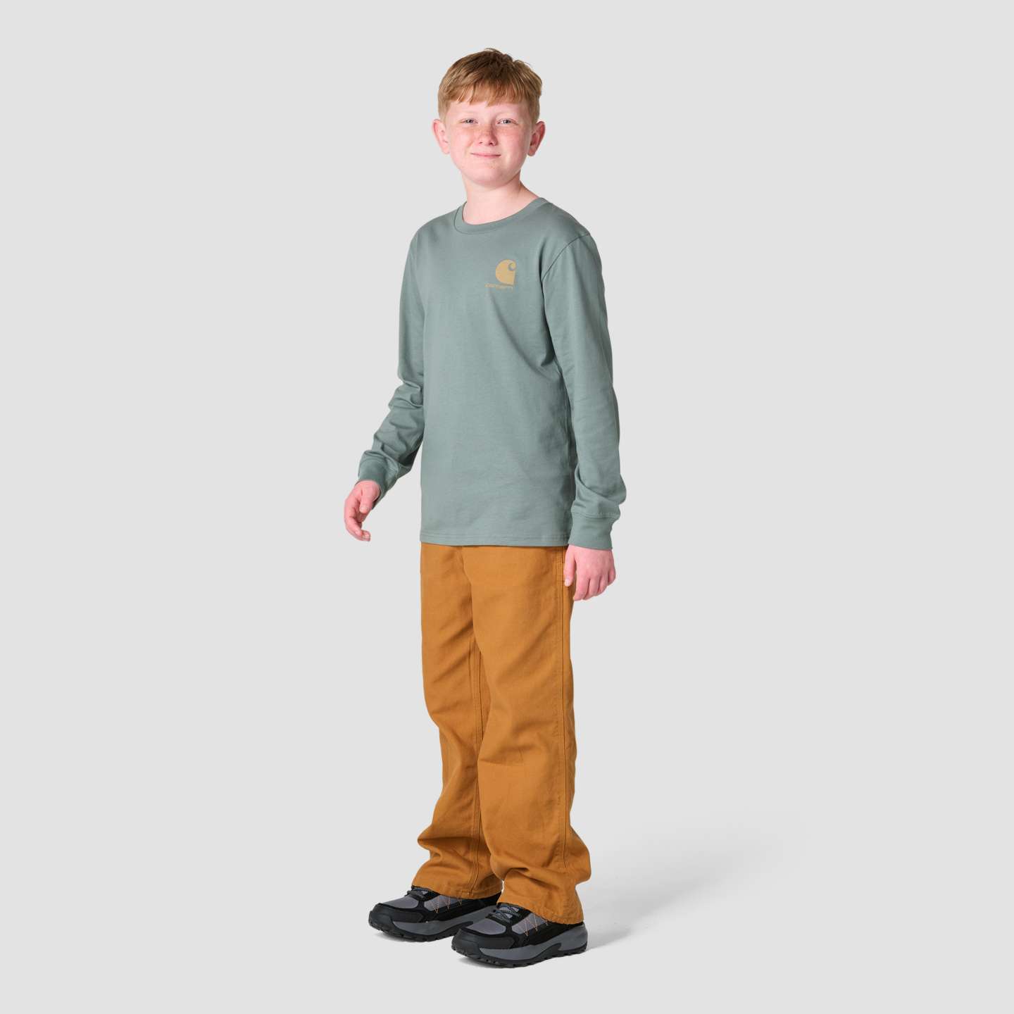 Футболка Carhartt Long Sleeve Utility Vehicle Pocket для мальчиков, цвет: Винтажный зелёный — фото 8