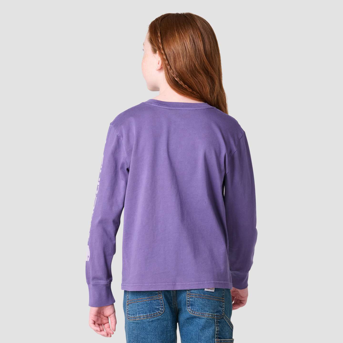 Футболка Carhartt Long Sleeve Garment Dyed Pocket для девочек, цвет: Виноградный — фото 3