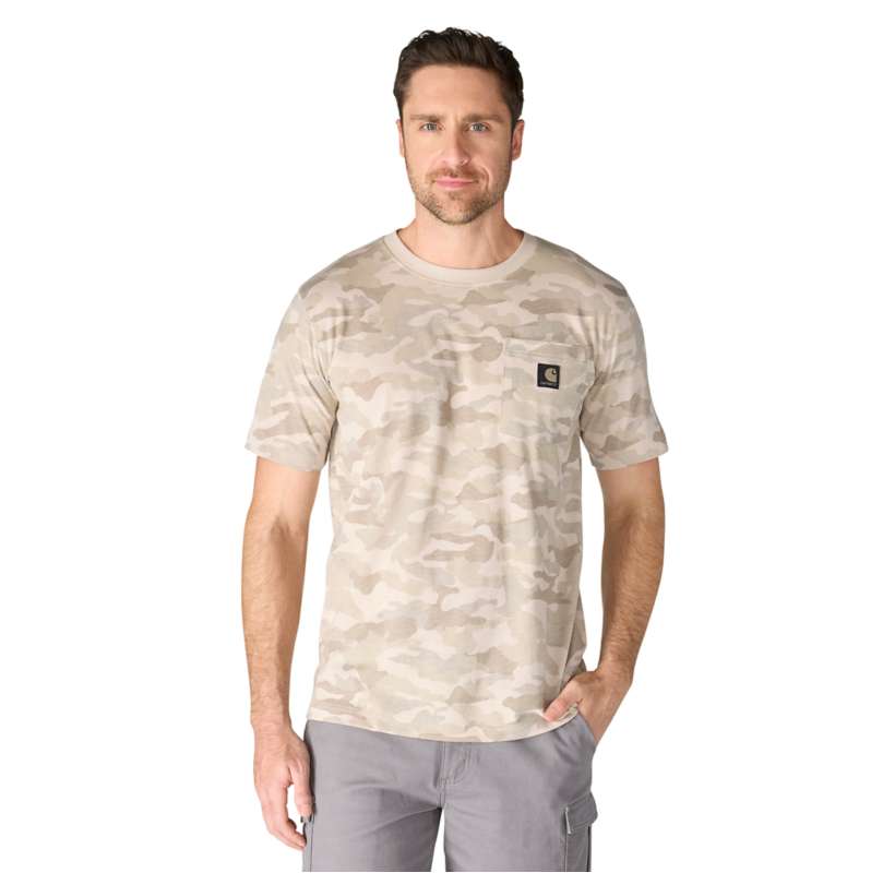 Carhartt  Fossil Tan Camo Irvine T-shirt met relaxte pasvorm en camouflageprint